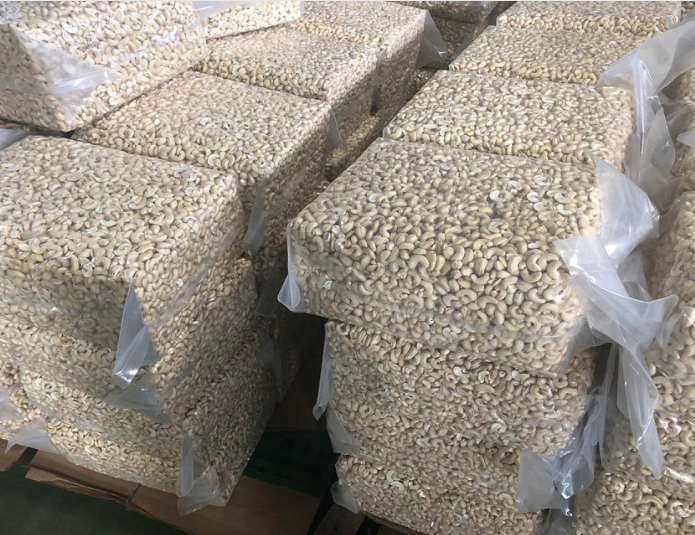 Cashew nut WW180 /20 KG